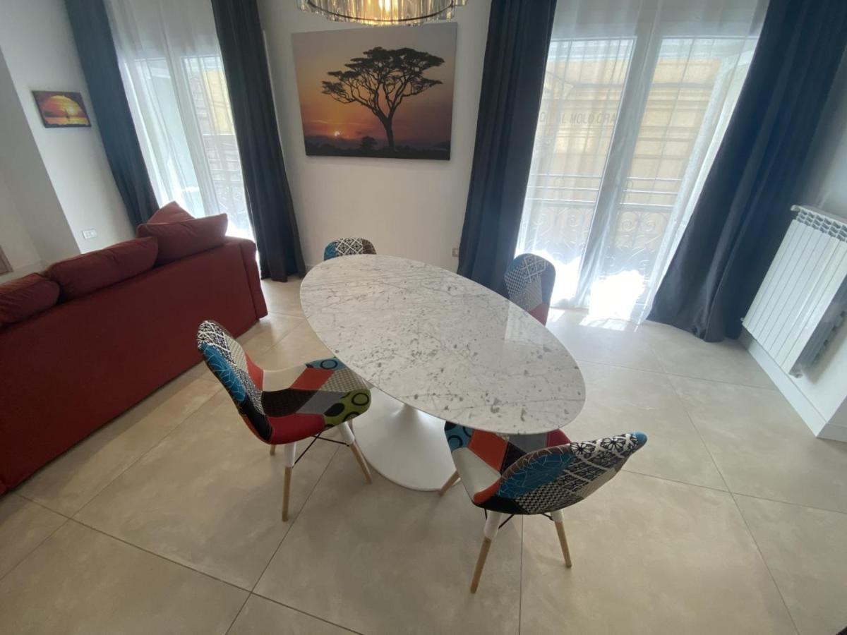 Apartmán Napolidays Downtown Naples By Dimorra Exteriér fotografie