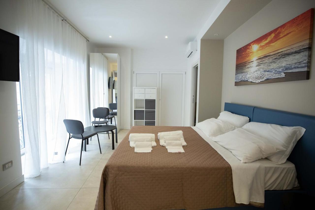 Apartmán Napolidays Downtown Naples By Dimorra Exteriér fotografie